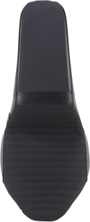 LE PERA Kickflip Seat - Pleated w/ Gripp Tape - Black - Softail '18-'23 LYR-590PTGP