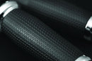 Kuryakyn Thresher Grips for 2014-2017 Indian Models – Chrome