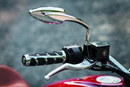 Kuryakyn Kinetic Grips Universal 7/8 inch Chrome – Modern Vibration-Isolating Motorcycle Hand Grips